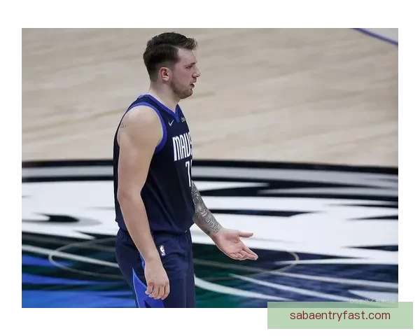 库班转发嘲讽尼科哈里森视频 揭示交易东契奇后私人飞机变经济舱的尴尬境地